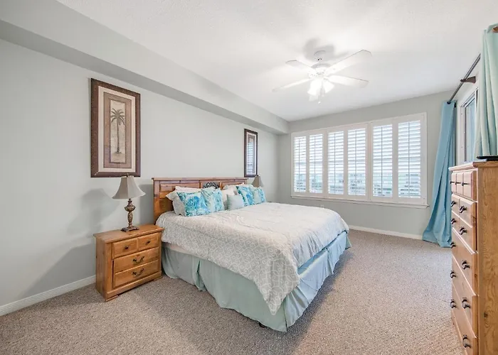 Navy Cove Harbor 1206 By Collection Gulf Shores